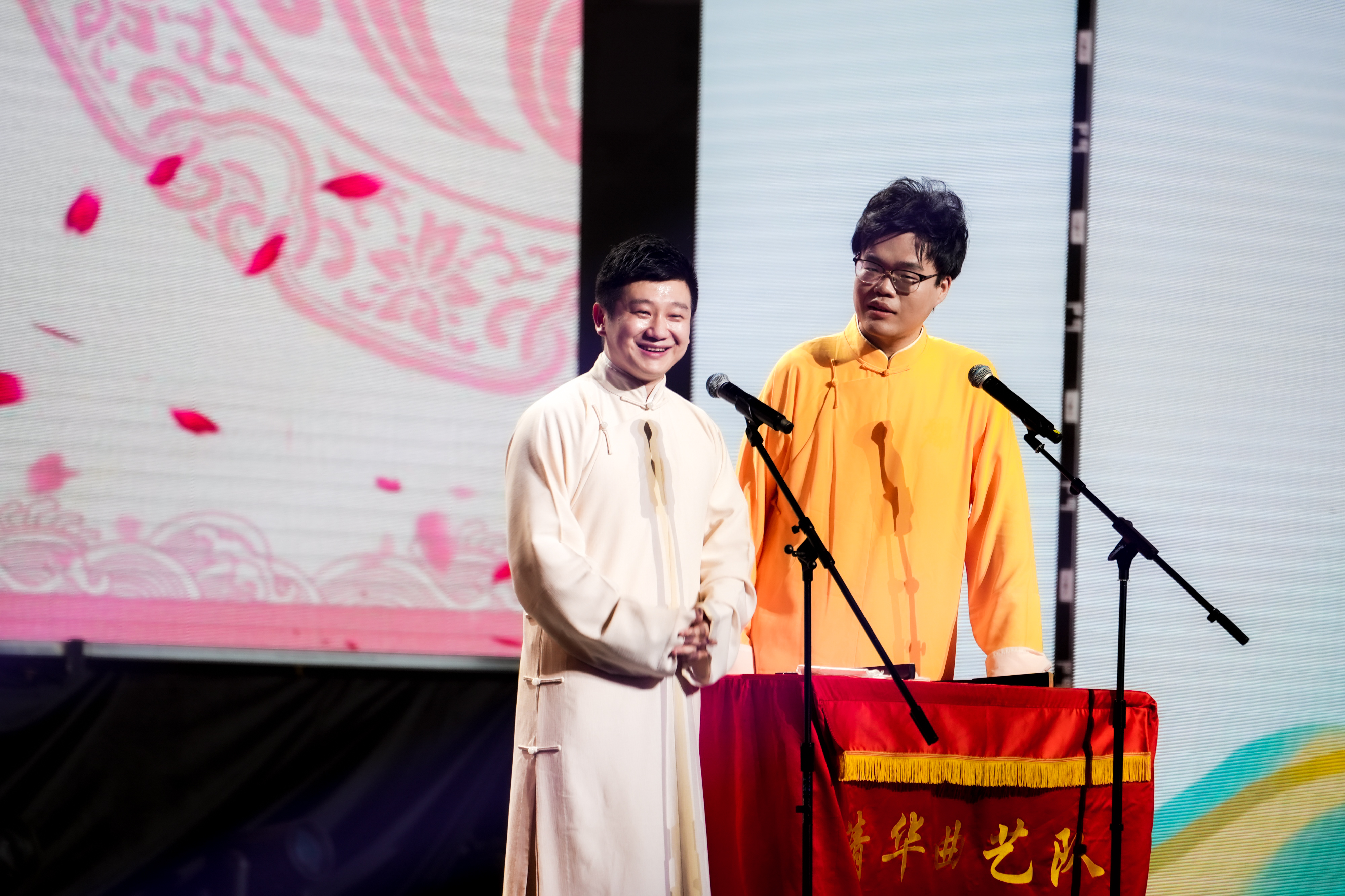 20240626-精品无码久久久久久久久_国产精品一区二区三区四区五区_欧美亚洲国产激情一区二区_午夜精品久久久久久久久久久久_亚洲欧洲中文日韩久久AV乱码_91精品欧美一区二区三区_久久精品一区二区免费播放_日韩高清大片永久免费入口_久久国产欧美日韩精品免费_欧美一区二区三区久久综合_国产精品天天狠天天看2024年毕业晚会-学生艺术团-李寅飞 刘恩泽 相声《历久弥新》.jpg