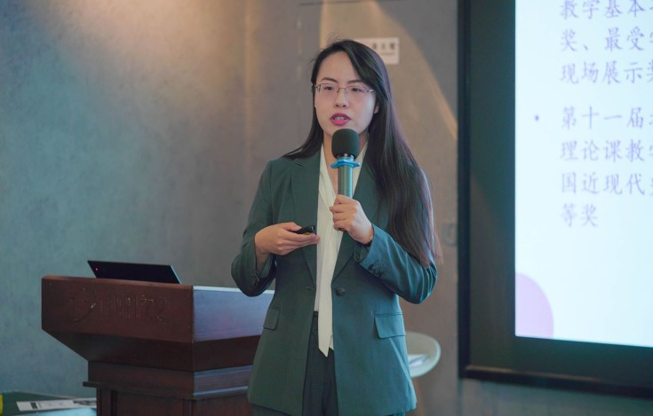 20240318-五周年，这是，清华答卷-赵青松 摄-张牧云分享清华90后思政课教师成长的5年.png